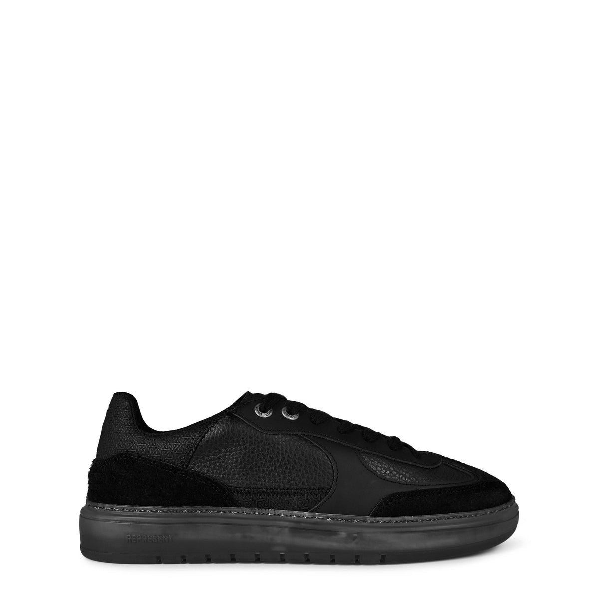 Virtus Low Trainers