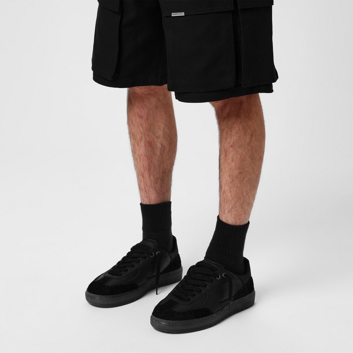 Virtus Low Trainers