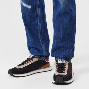 Aria Runner Trainers