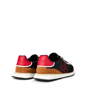 Aria Runner Trainers