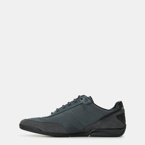 Saturn Low-Top Trainers