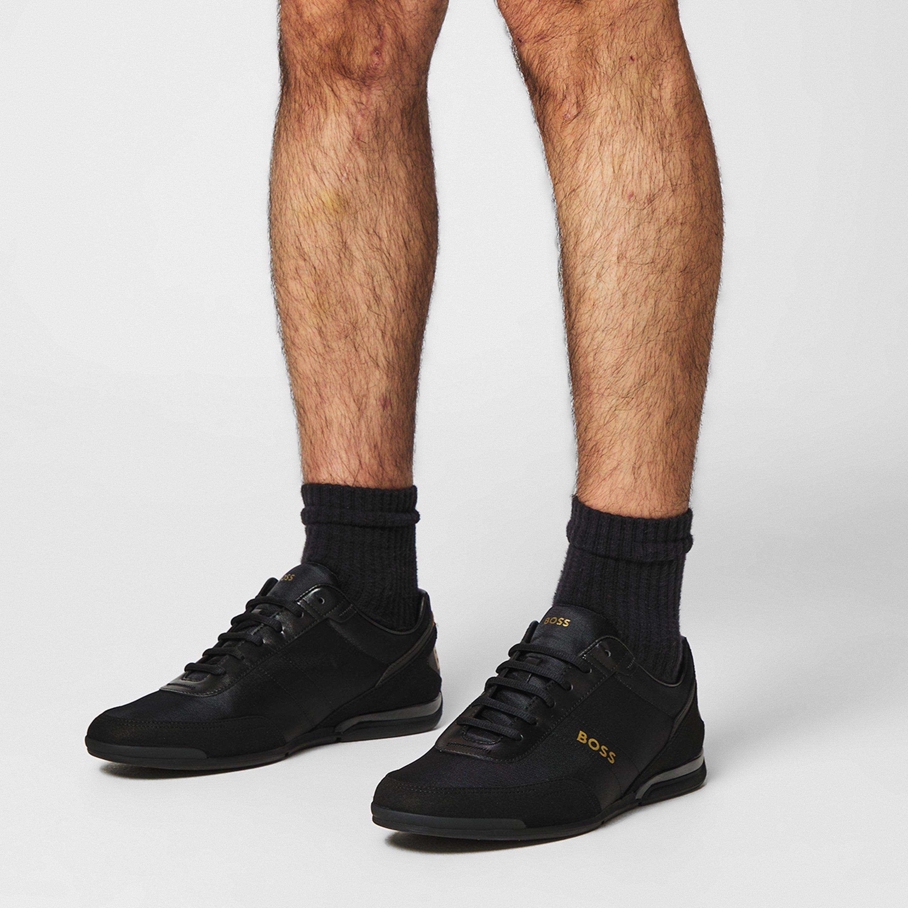 Saturn Low-Top Trainers