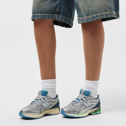 New Balance 1906 Trainers Womens