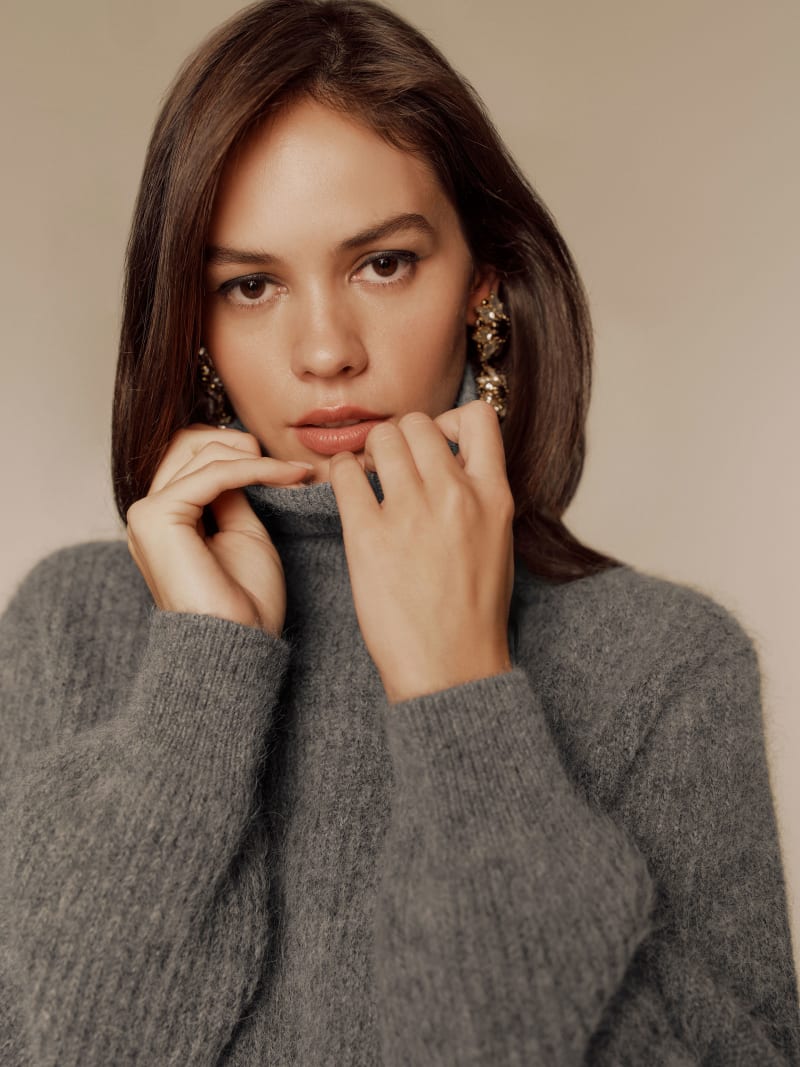 Cosmia Alpaca Blend Turtleneck Sweater