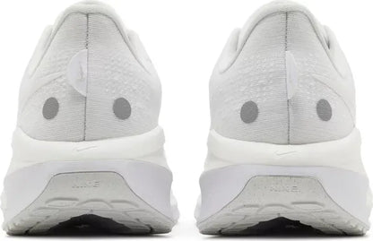 Vomero 17 'White Platinum Tint'