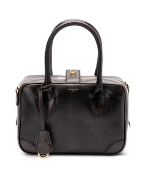 Chic Nero Leather Handbag