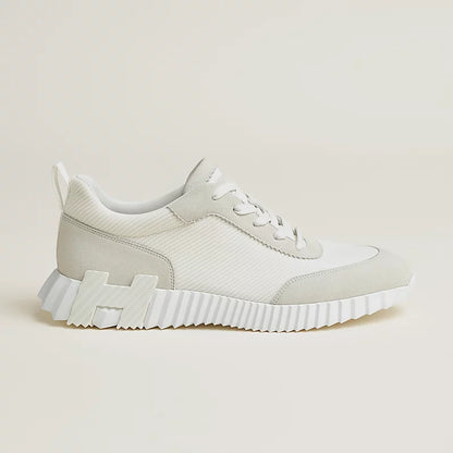 Bouncing sneaker