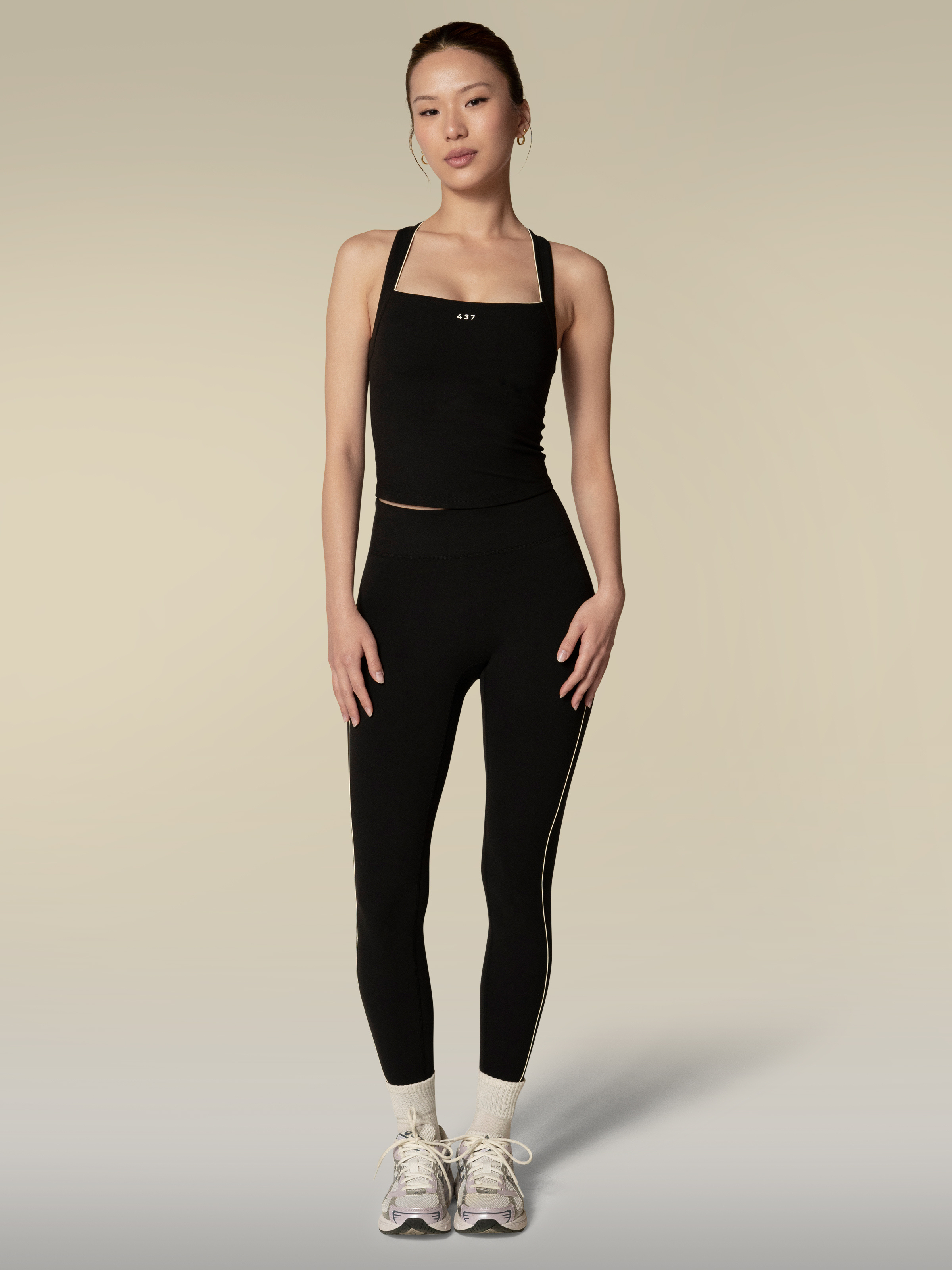 The Studio Legging / Black-Crème