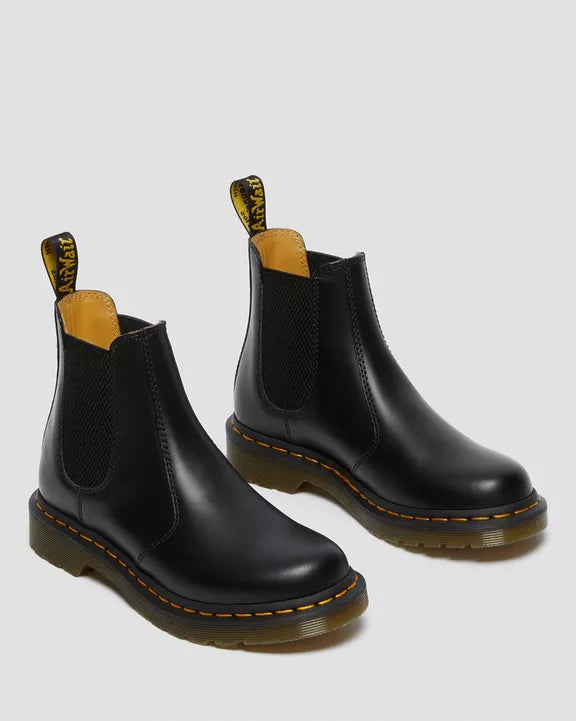 2976 Women's Smooth Leather Chelsea Boots