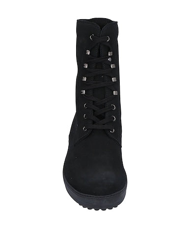 TOD'S ANKLE BOOTS