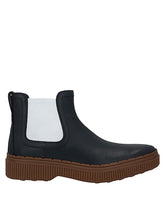 TOD'S ANKLE BOOTS