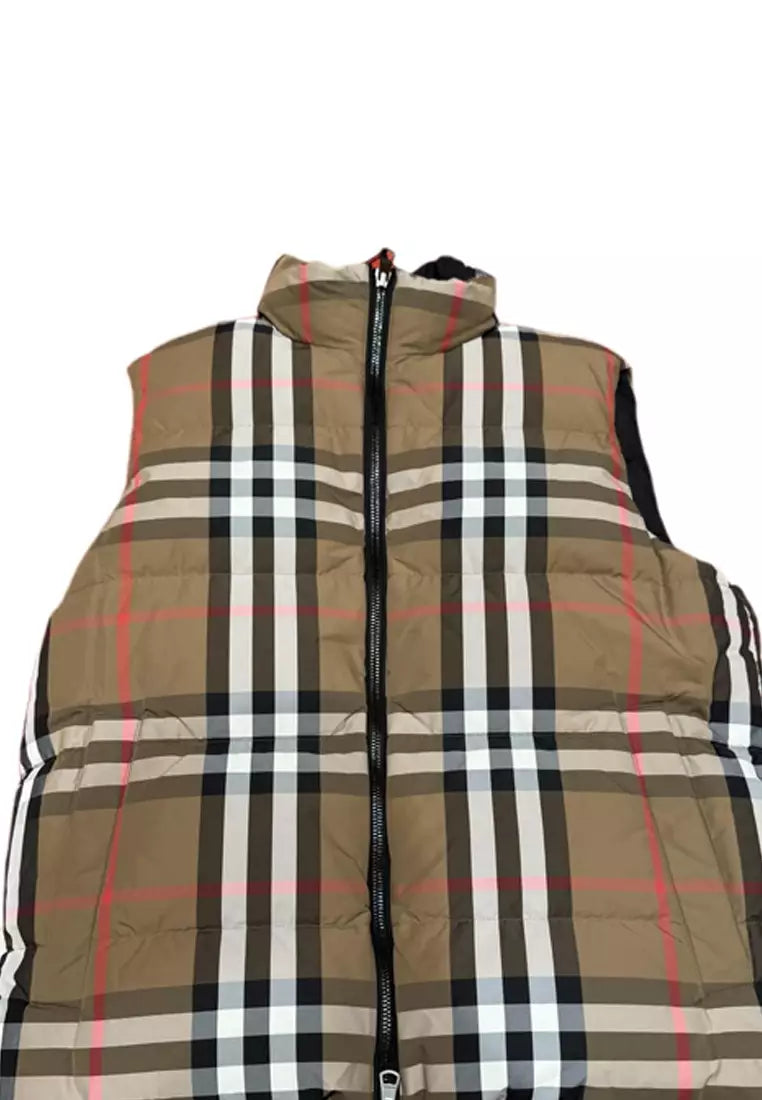 Burberry Men's gilet in Khaki