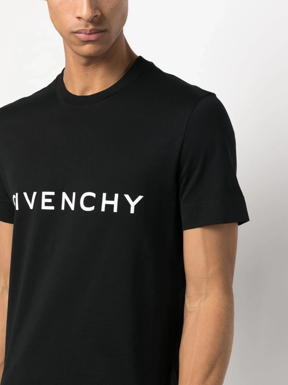 Givenchy Archetype Logo Print Oversized T-Shirt in Black