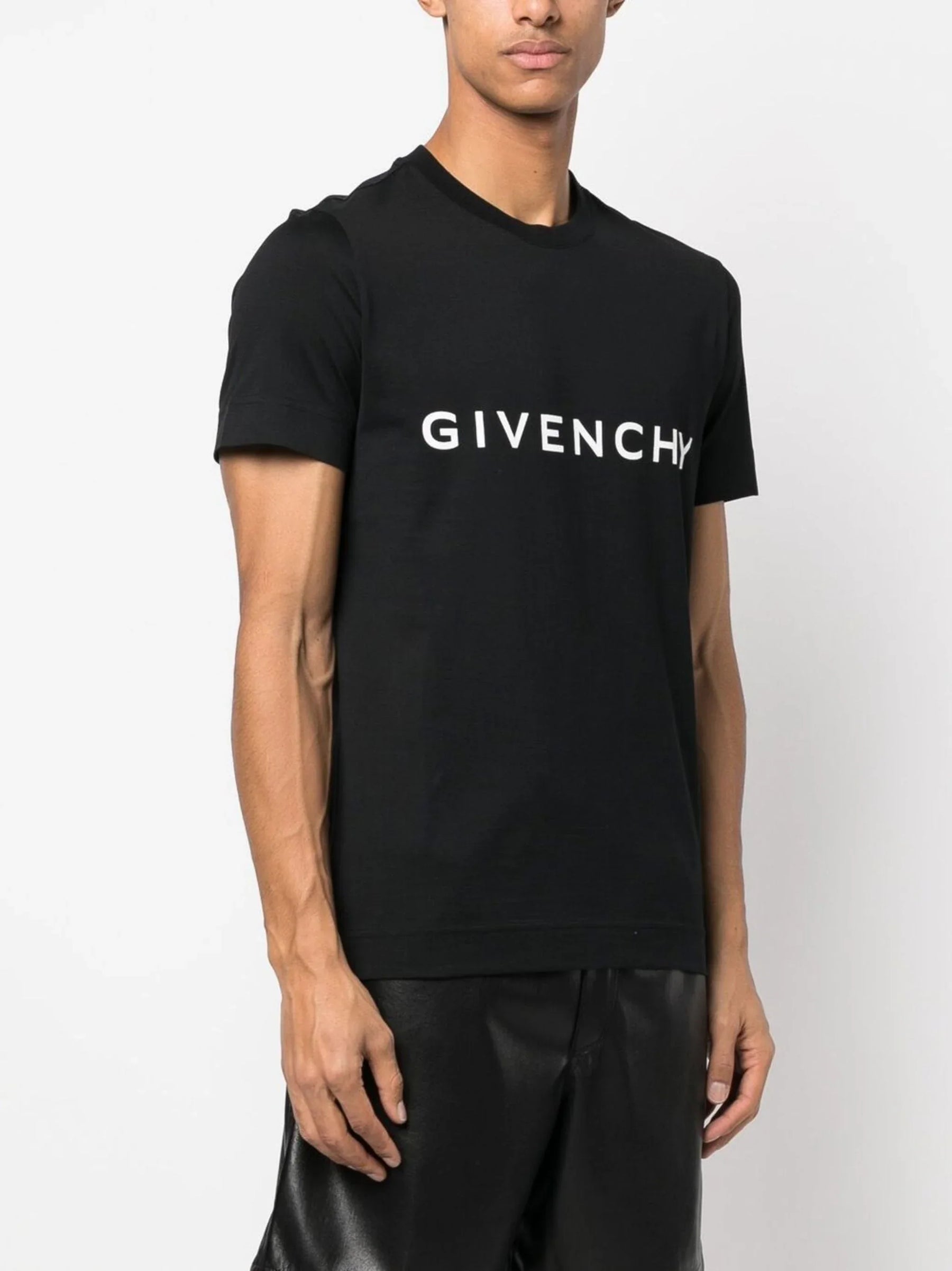 Givenchy Archetype Logo Print Oversized T-Shirt in Black