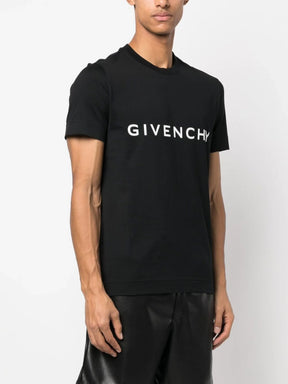 Givenchy Archetype Logo Print Oversized T-Shirt in Black