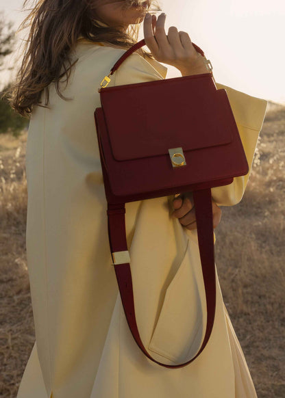 Numéro Sept - Smooth Burgundy