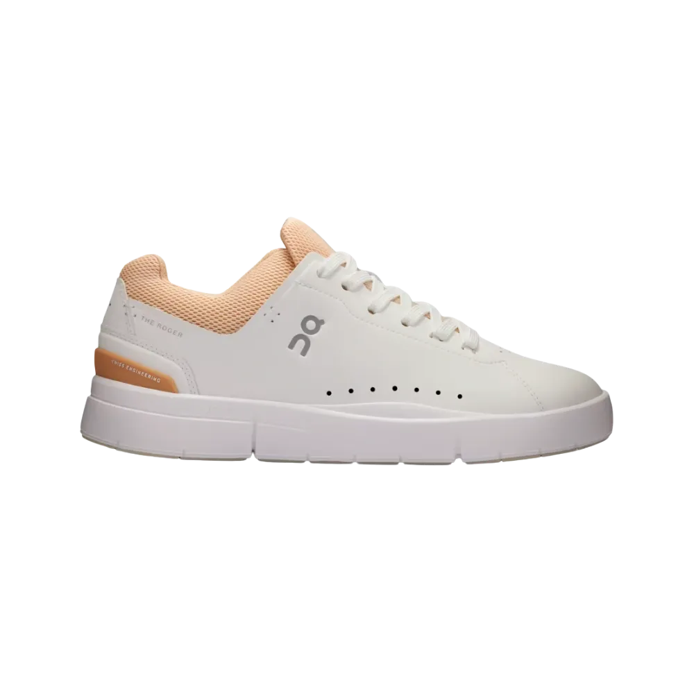 On Running THE ROGER Advantage White | Savannah
