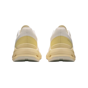 On Running Cloudpulse Ivory | Tumeric