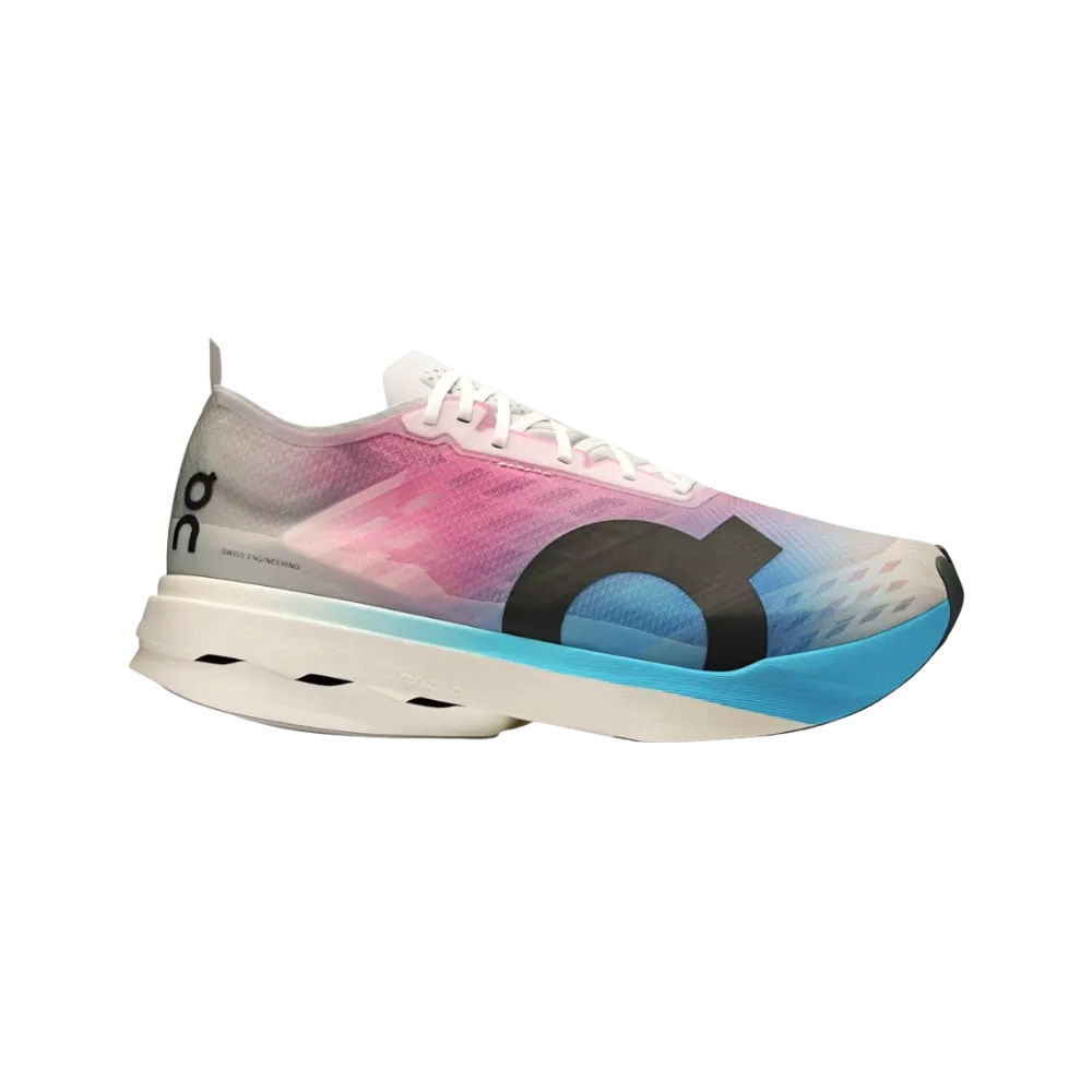 On Running Cloudboom Strike White | Horizon