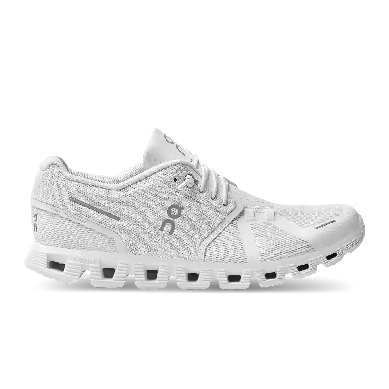 Cloud 5 Undyed White On Running