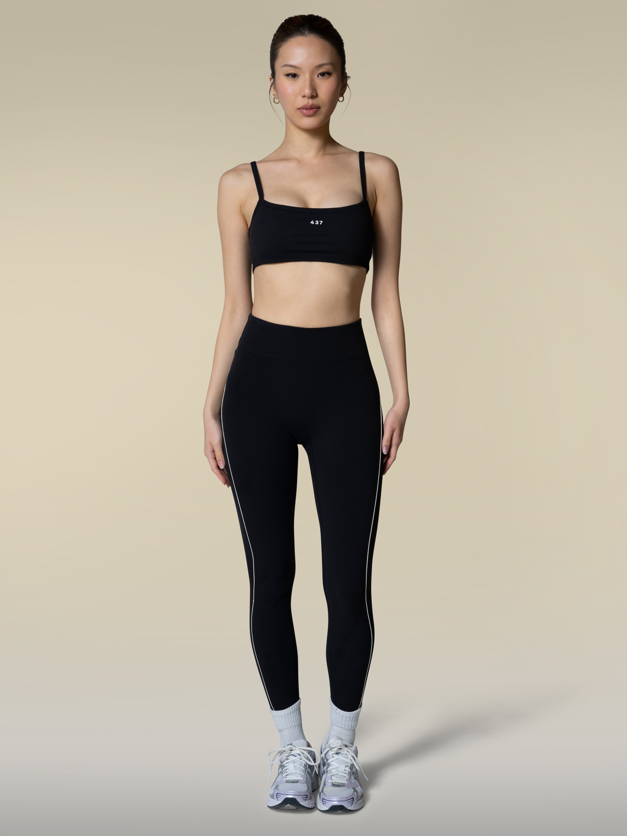 The Studio Legging / Black-Crème