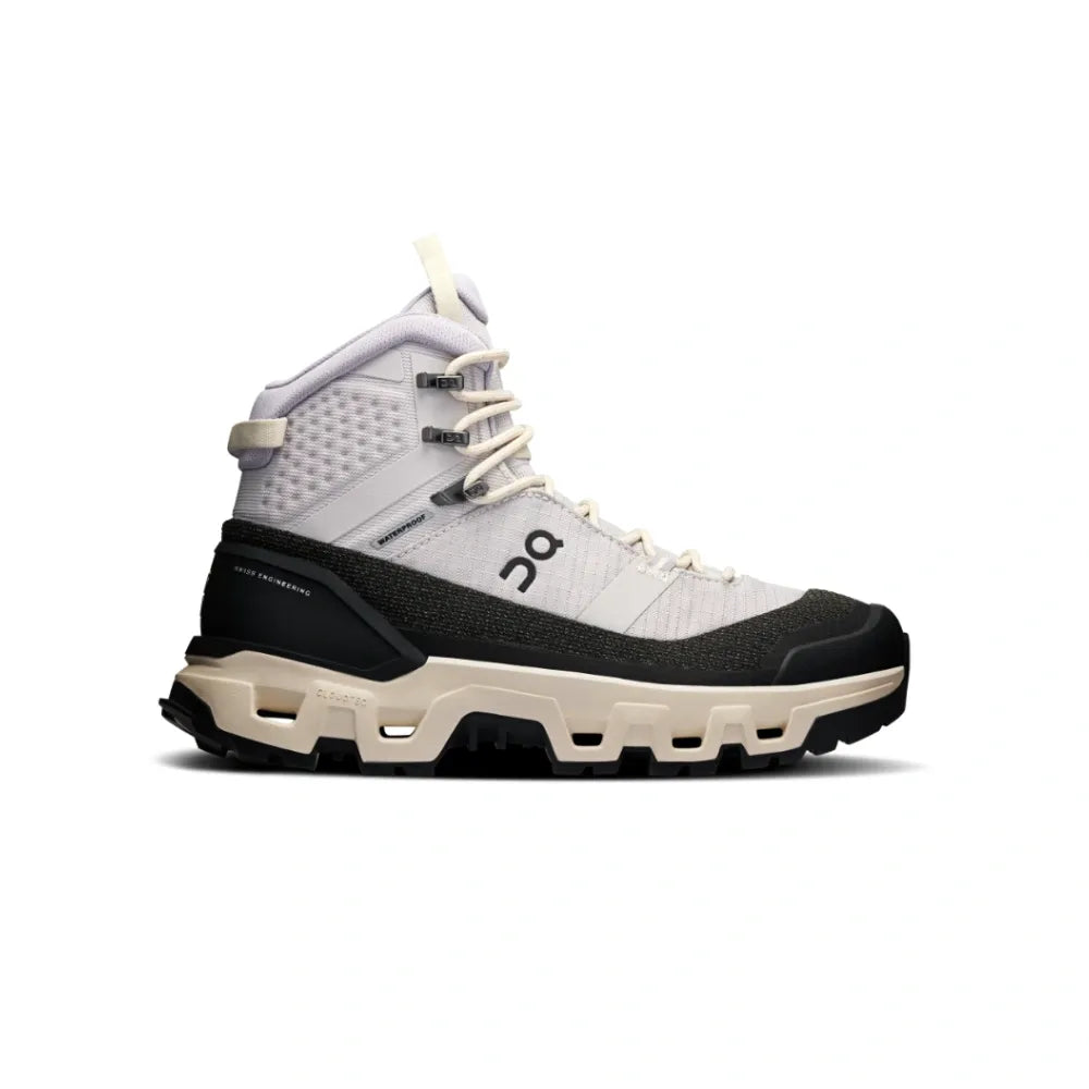 On Running Cloudrock Trek WP Silver | Cream