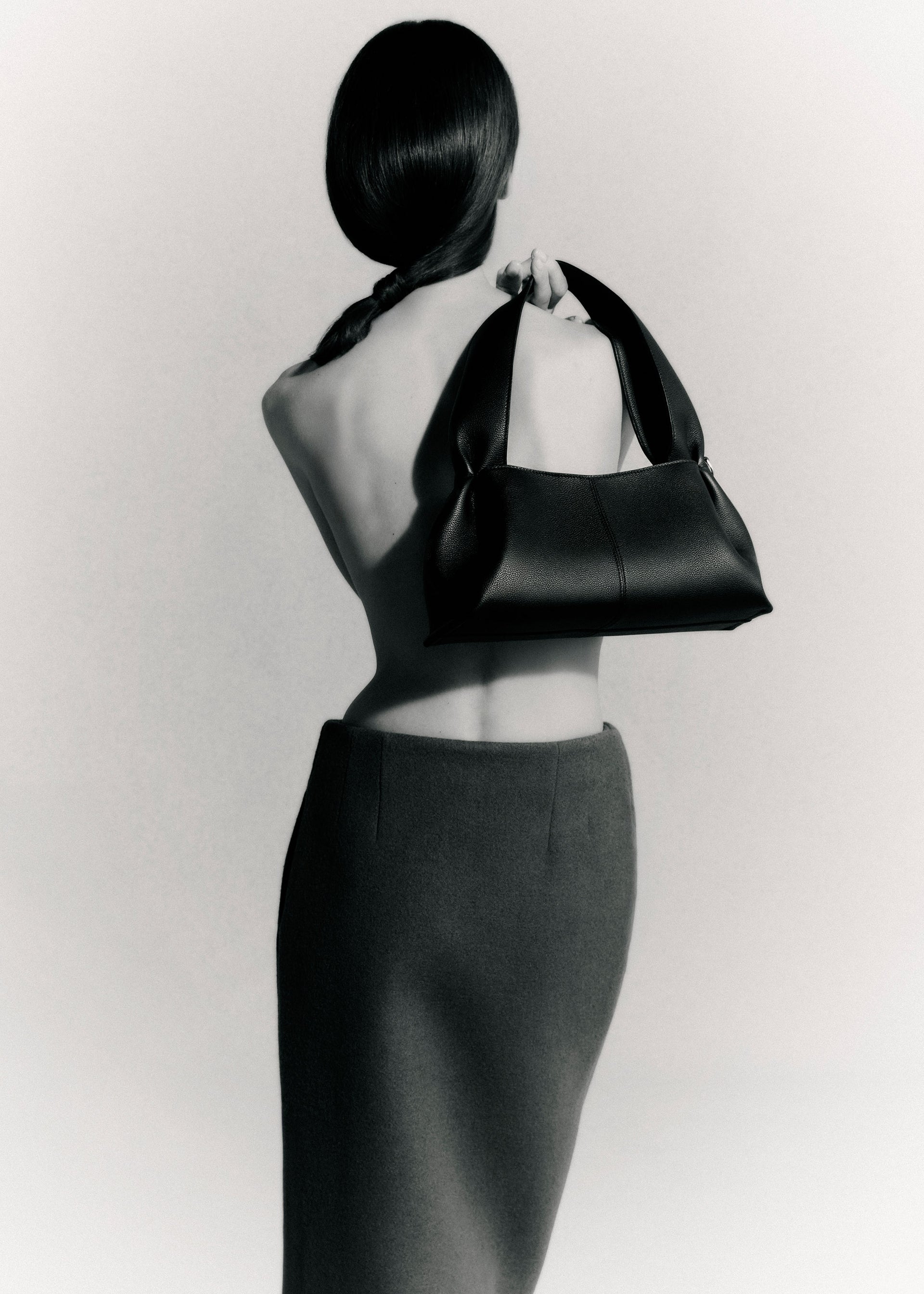 Numéro Neuf East West Edition Textured Black
