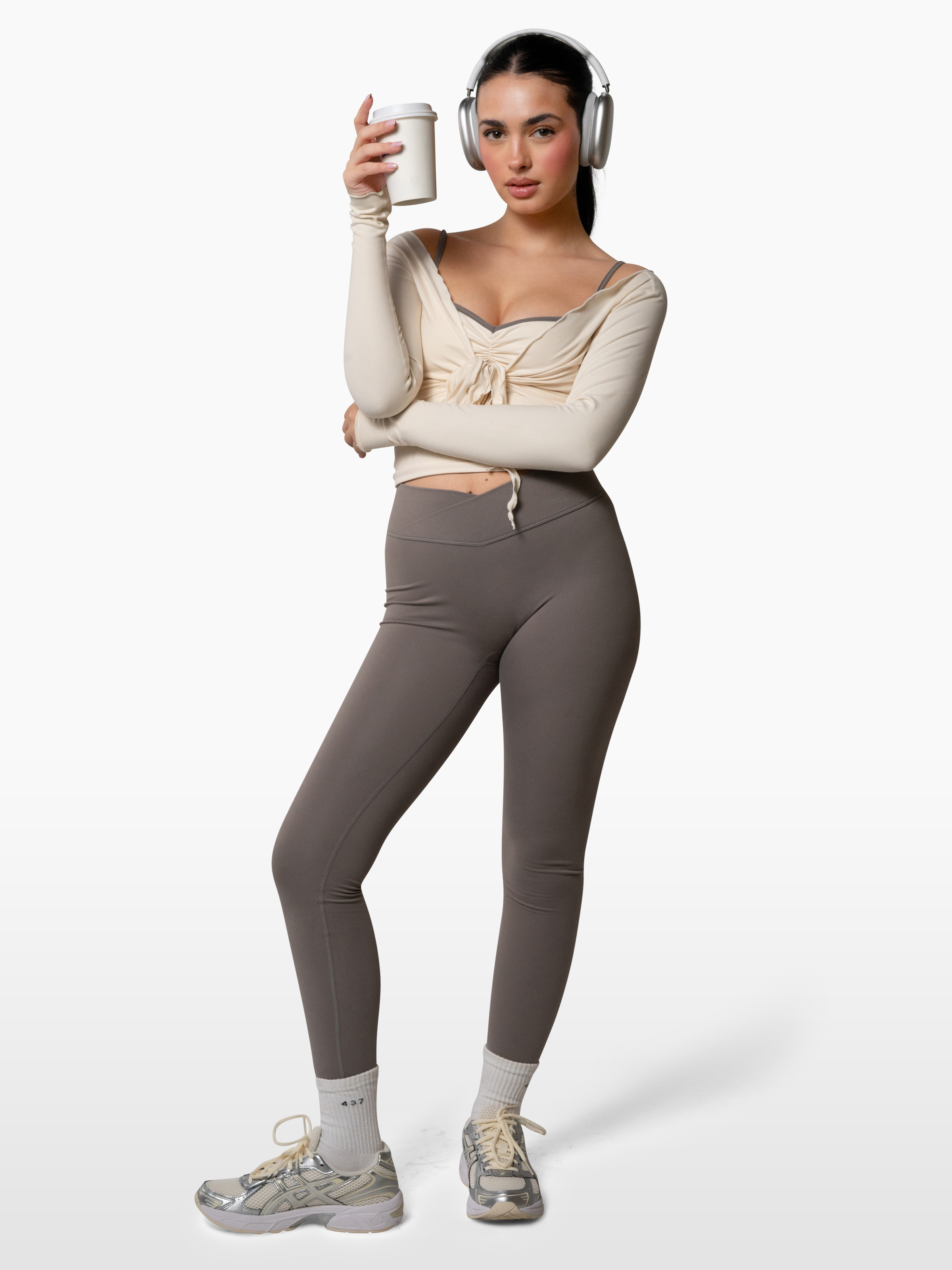 The V Legging / Clay Mask