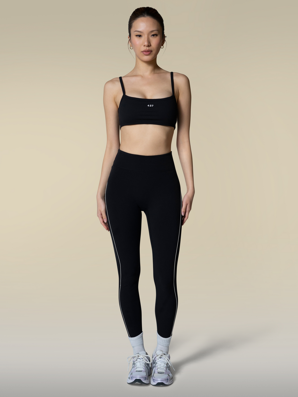 The Studio Legging / Black-Cream