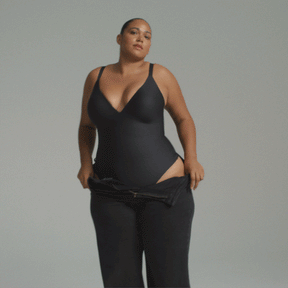 SKIMS BODY PUSH-UP THONG BODYSUIT | ONYX