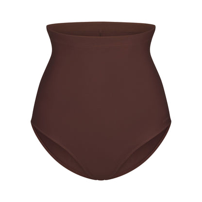 Skims Body Core Sculpt Butt Lifting Brief