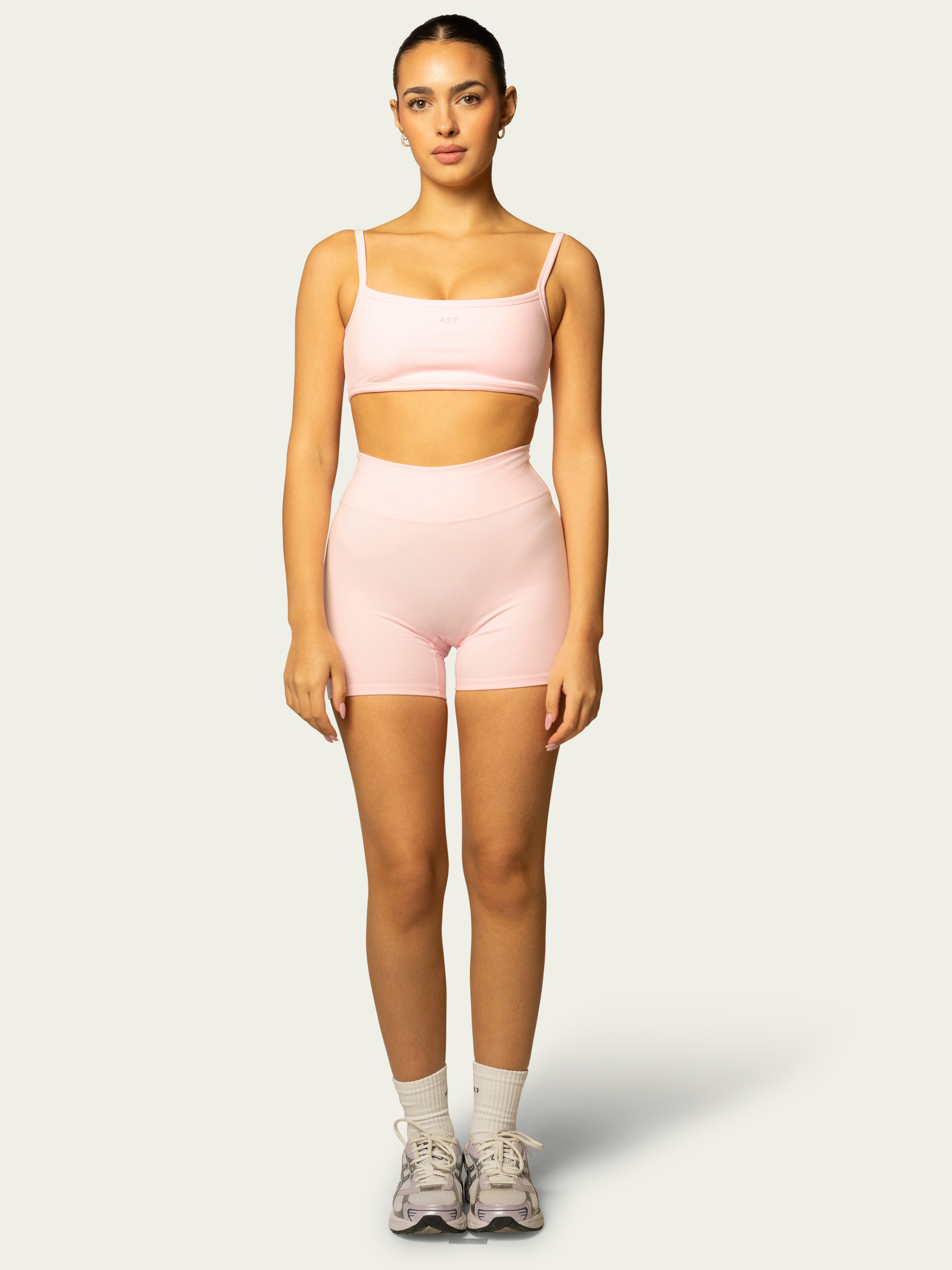 The Essentials Short / Powder-Pink