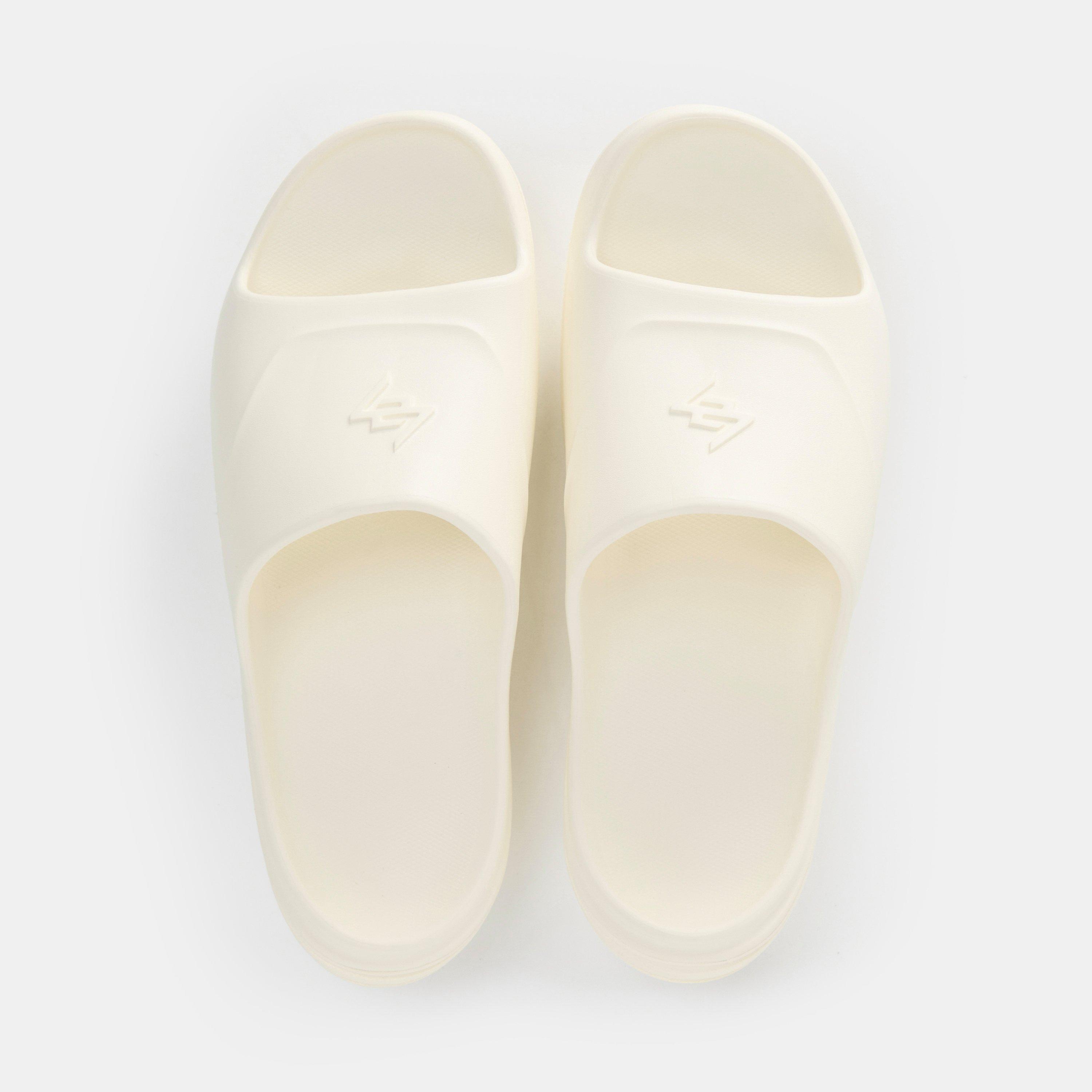 Men's Pool Shoes