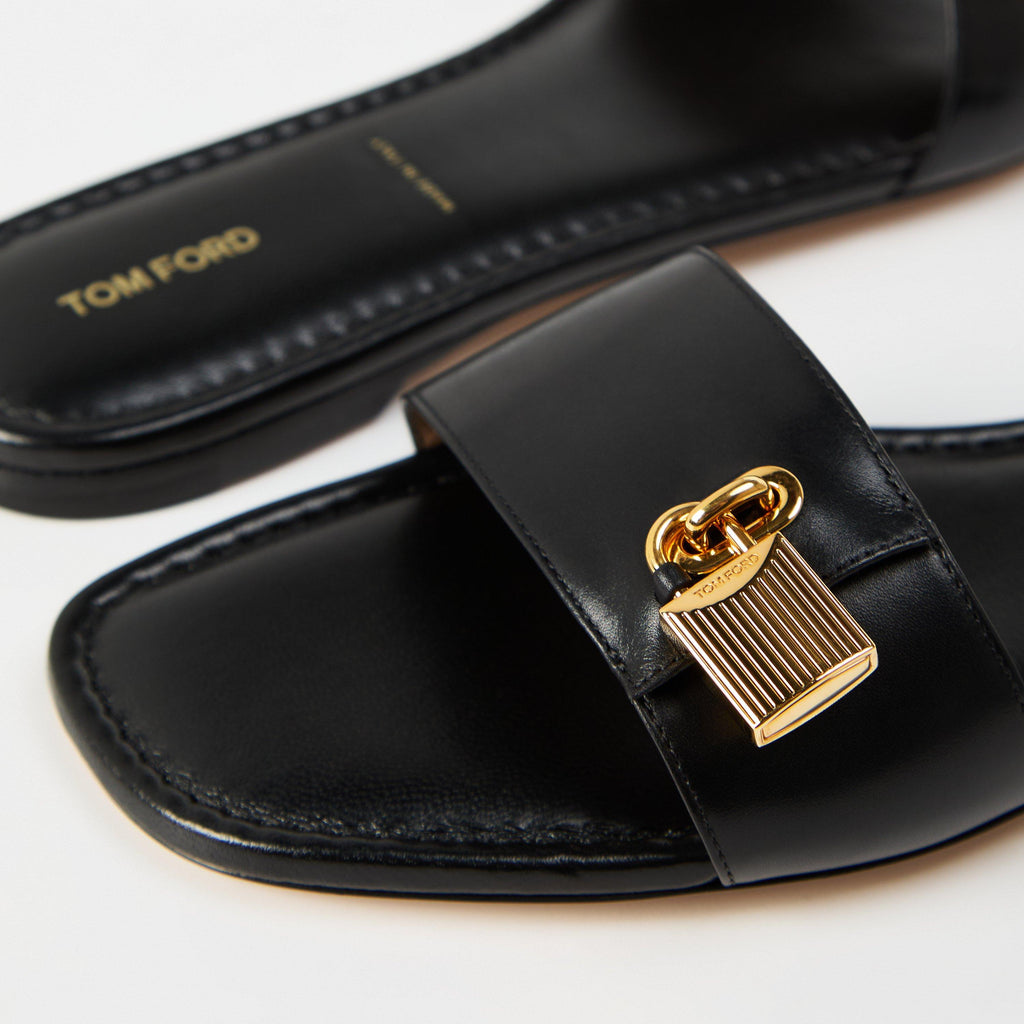 Women's Flat Sandals