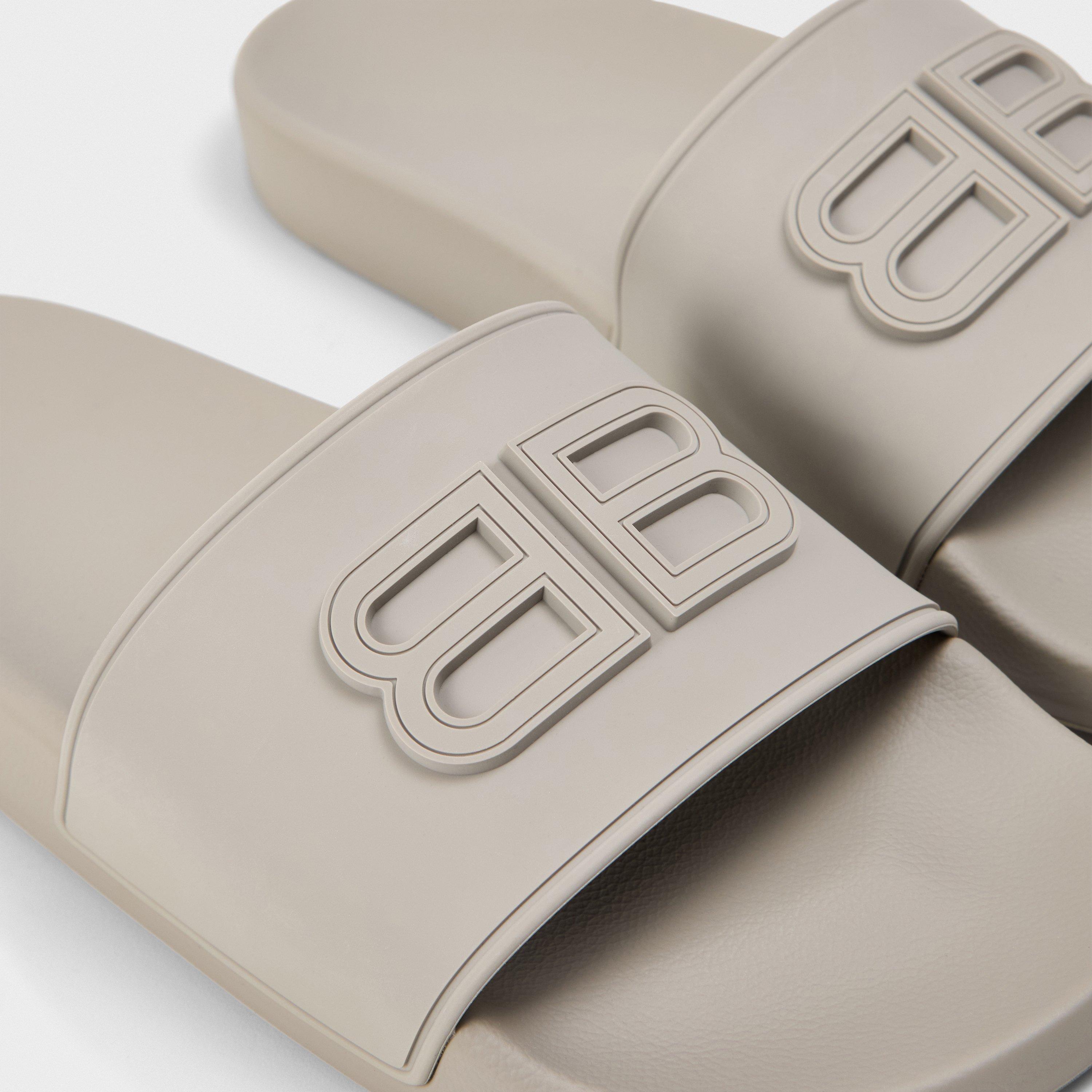 Men's Pool Shoes