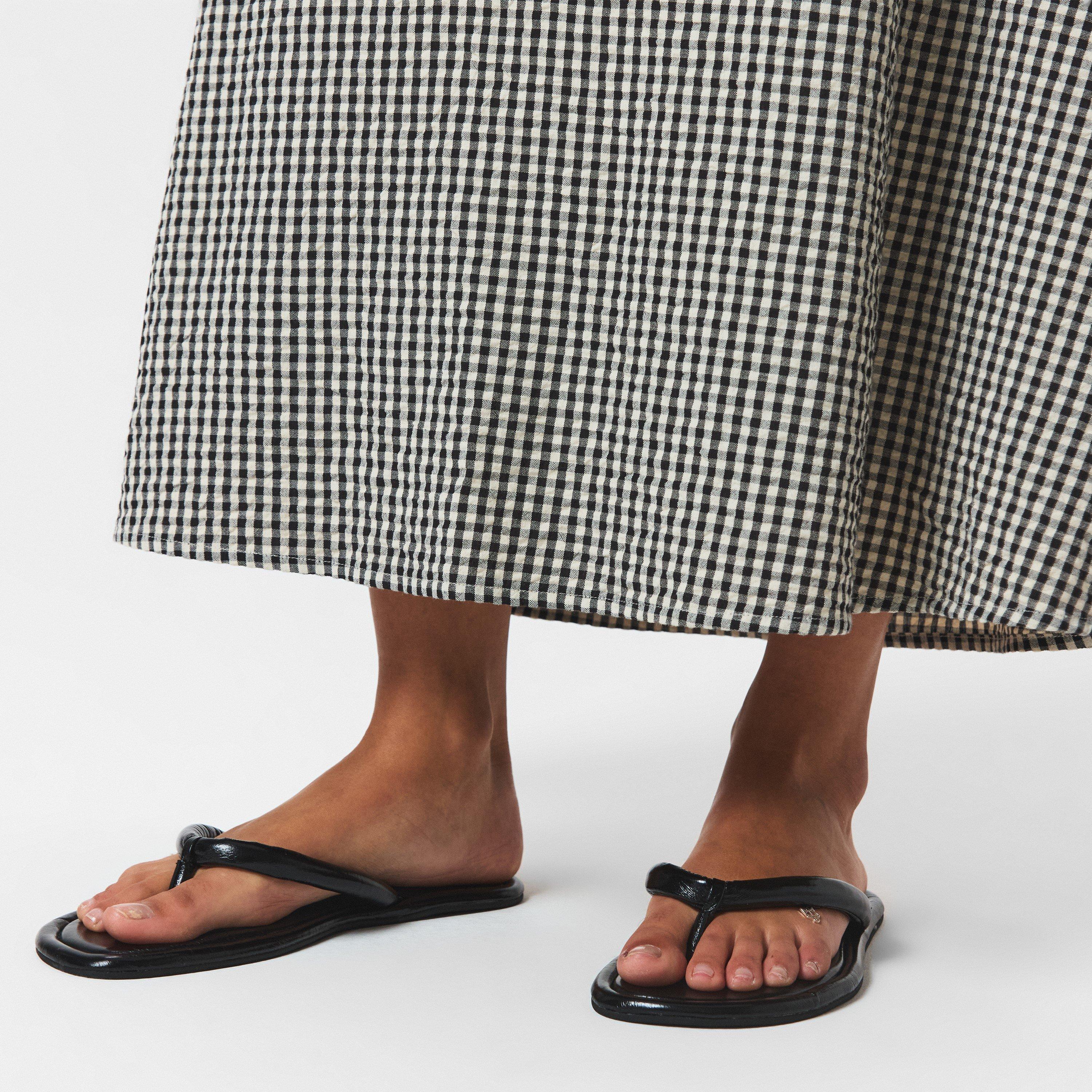 Grenada Leather Flip Flop
