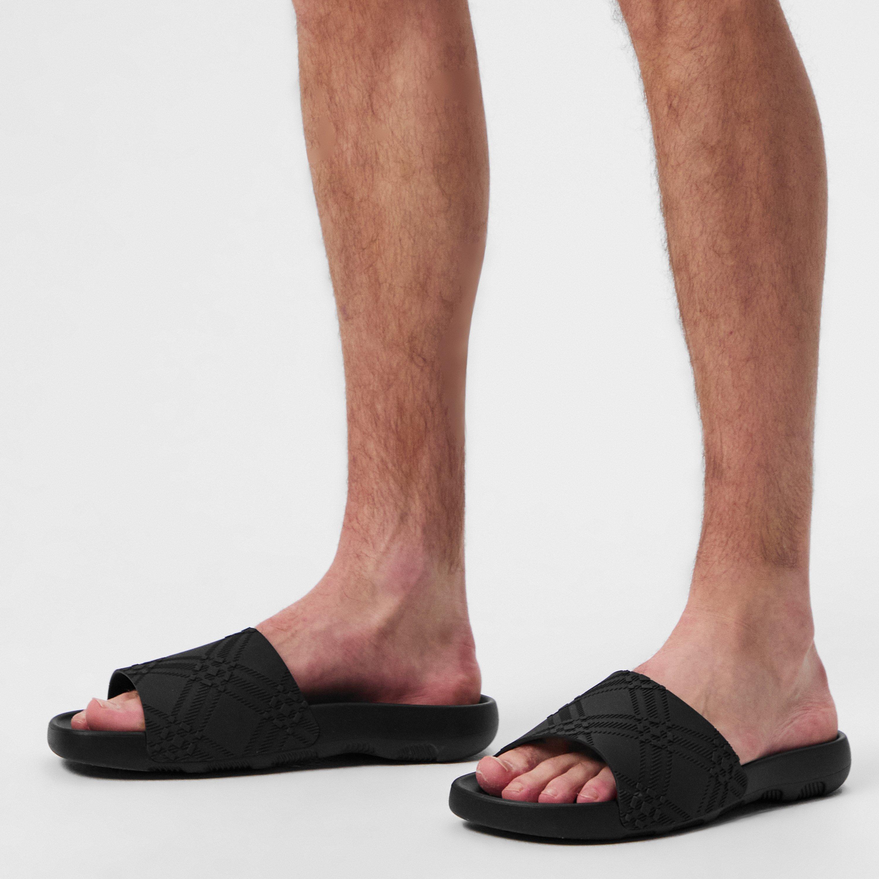 Embossed Check Dive Slides