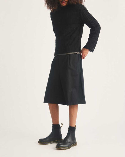 2976 Yellow Stitch Smooth Leather Chelsea Boots — Black