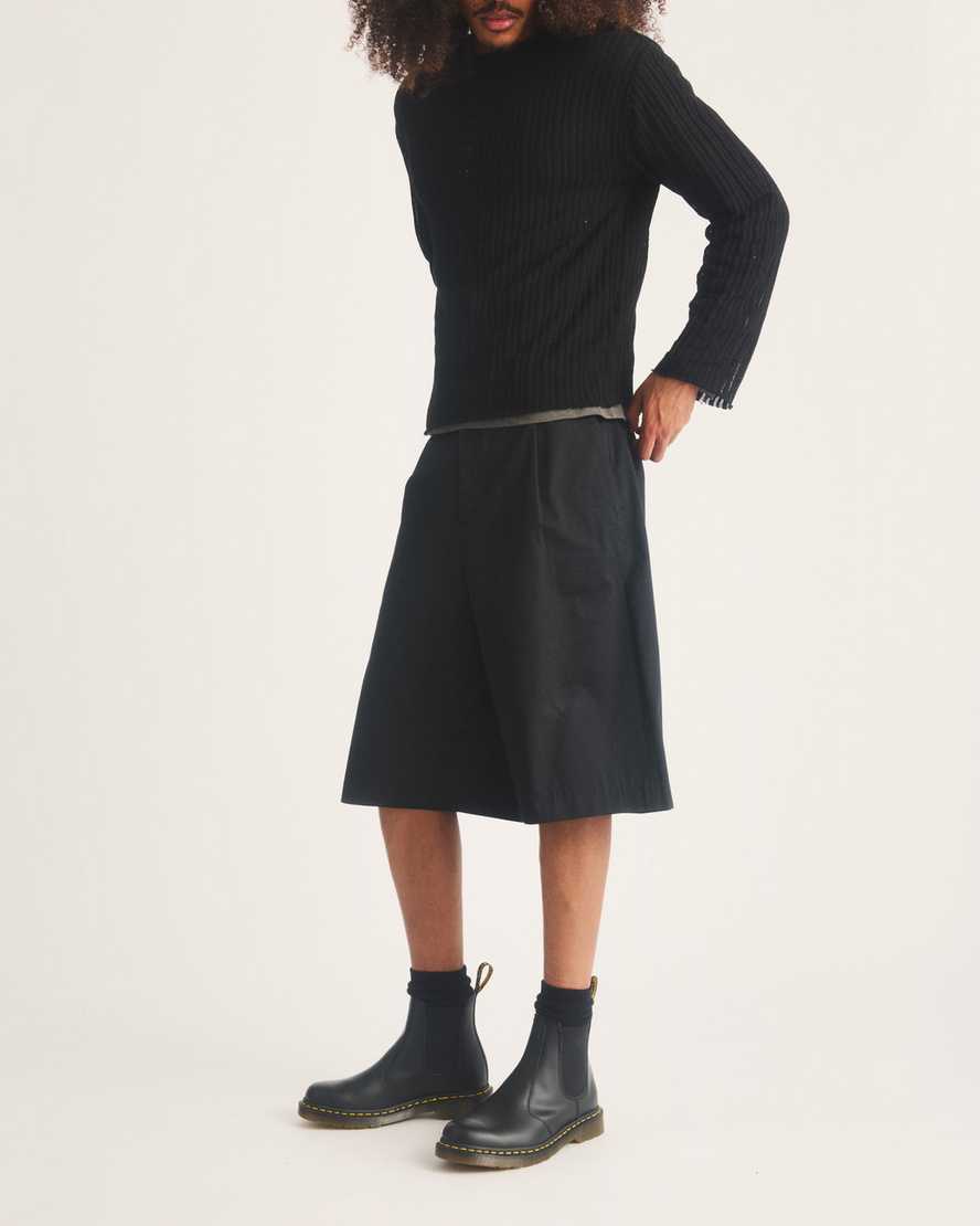 2976 Yellow Stitch Smooth Leather Chelsea Boots — Black
