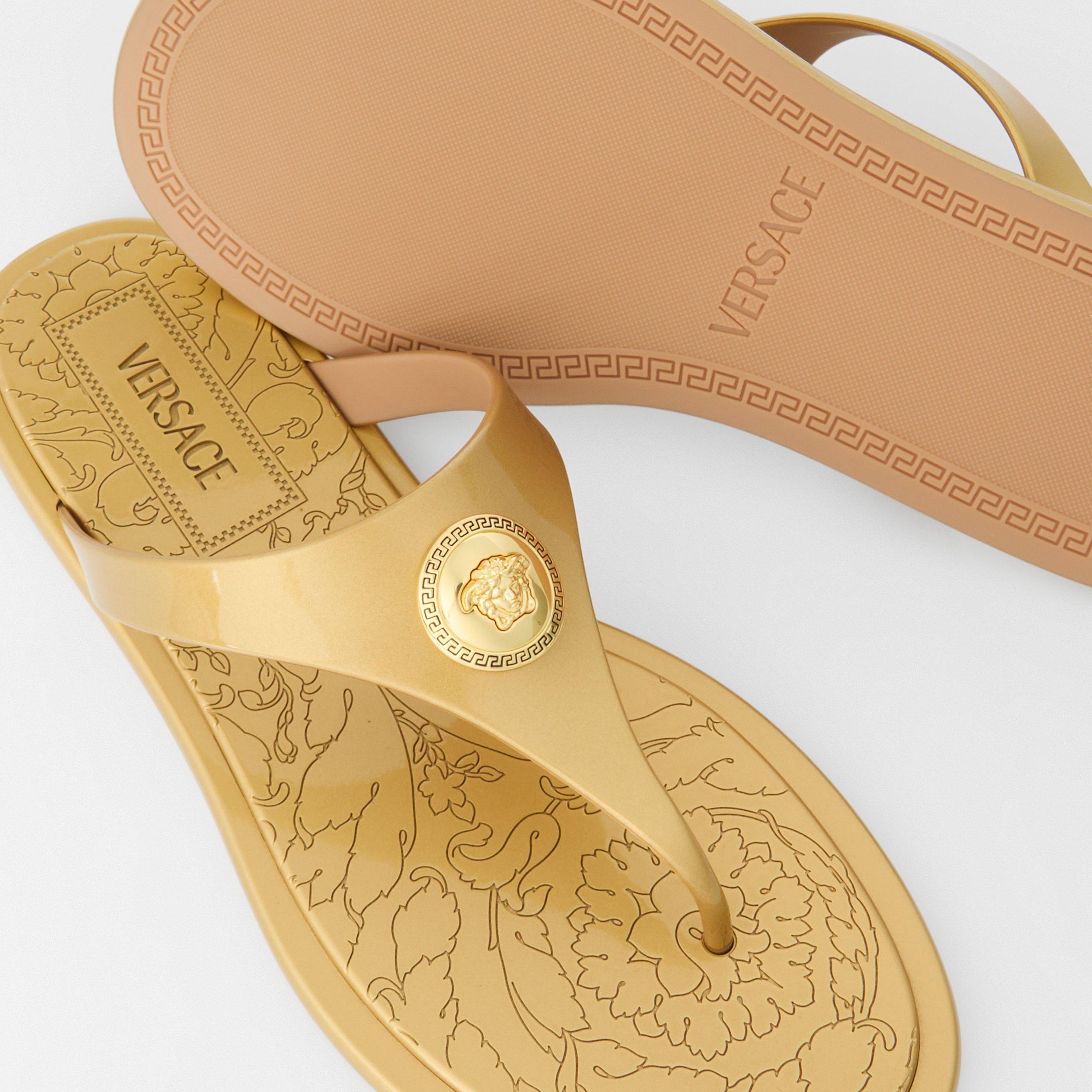 Alia Rubber Flat Sandals