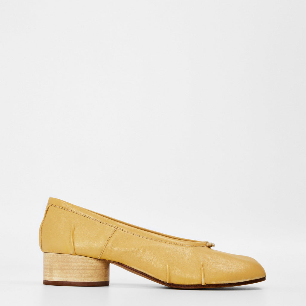 Tabi Ballet Court Heel Pumps
