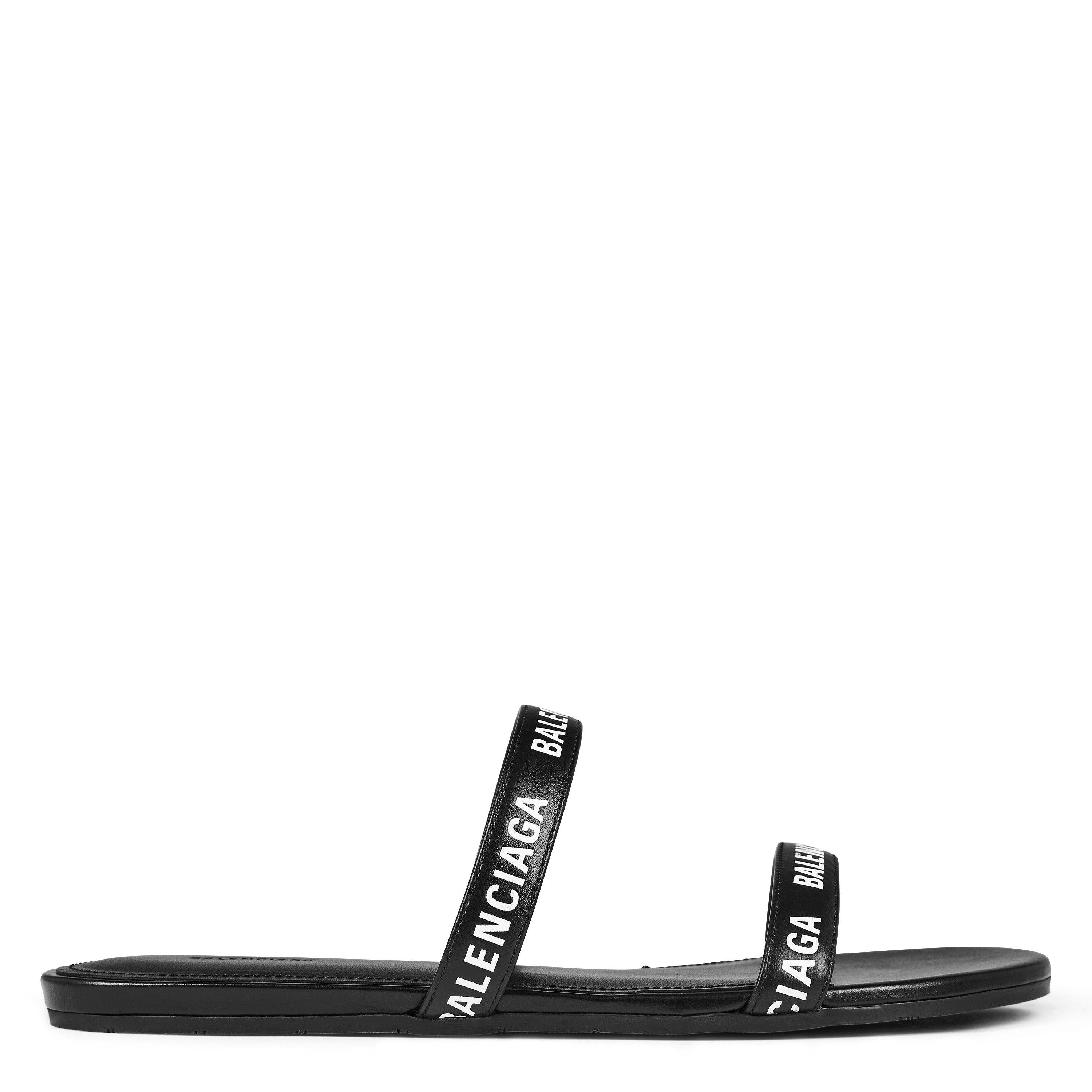 Round Flat Sandals