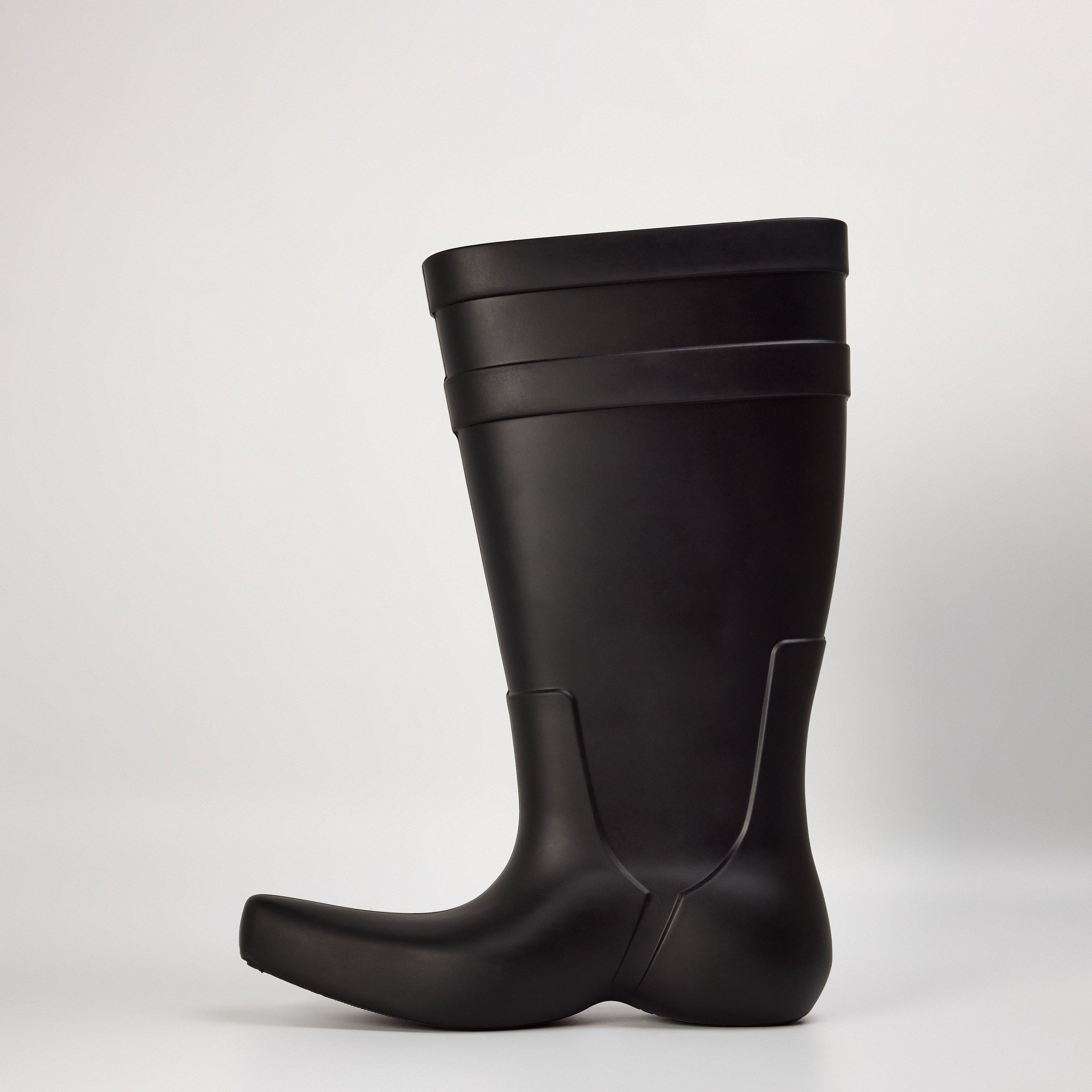 Structured Ankle Heeled Boots