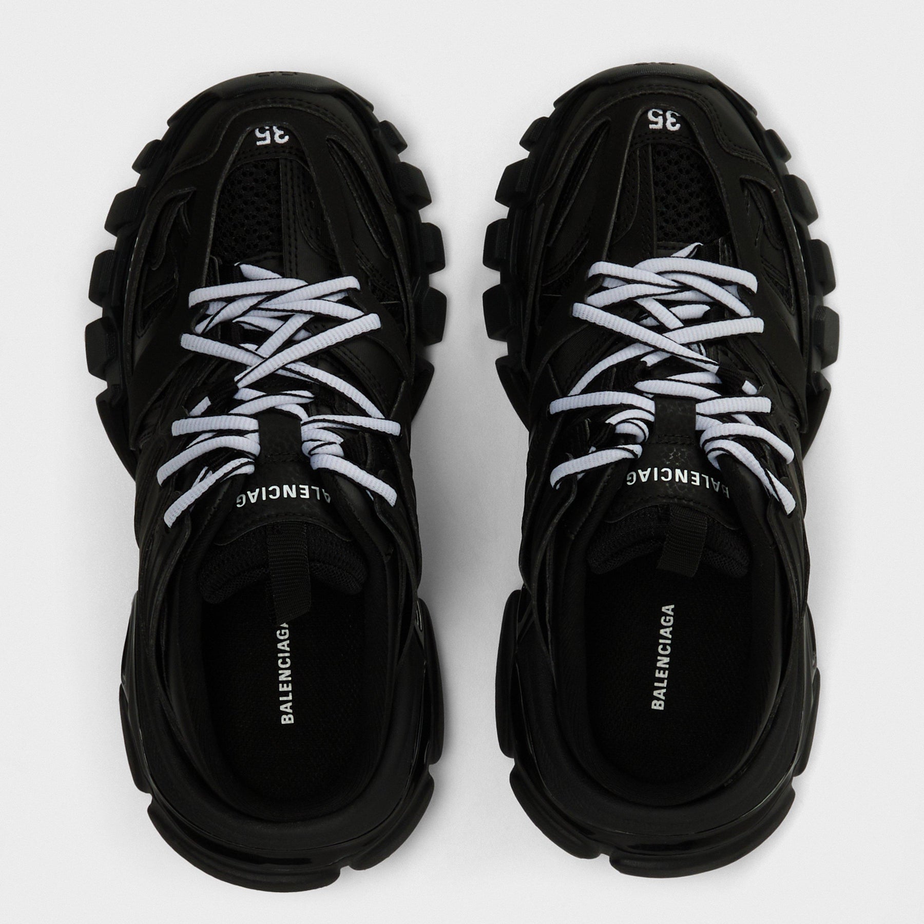 Trainer Mules