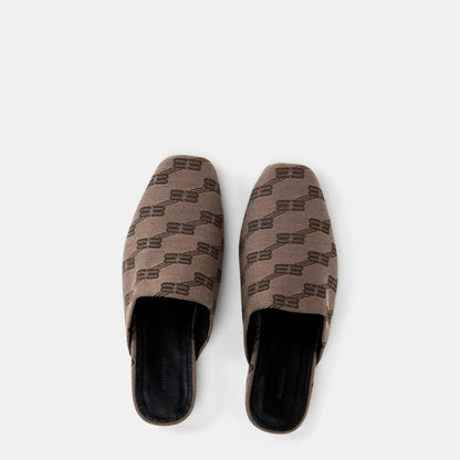 Women's Flat Mules