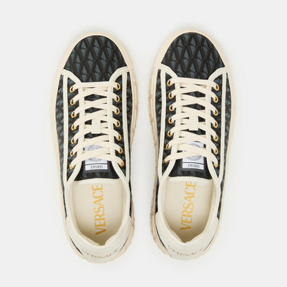 Platform Trainers