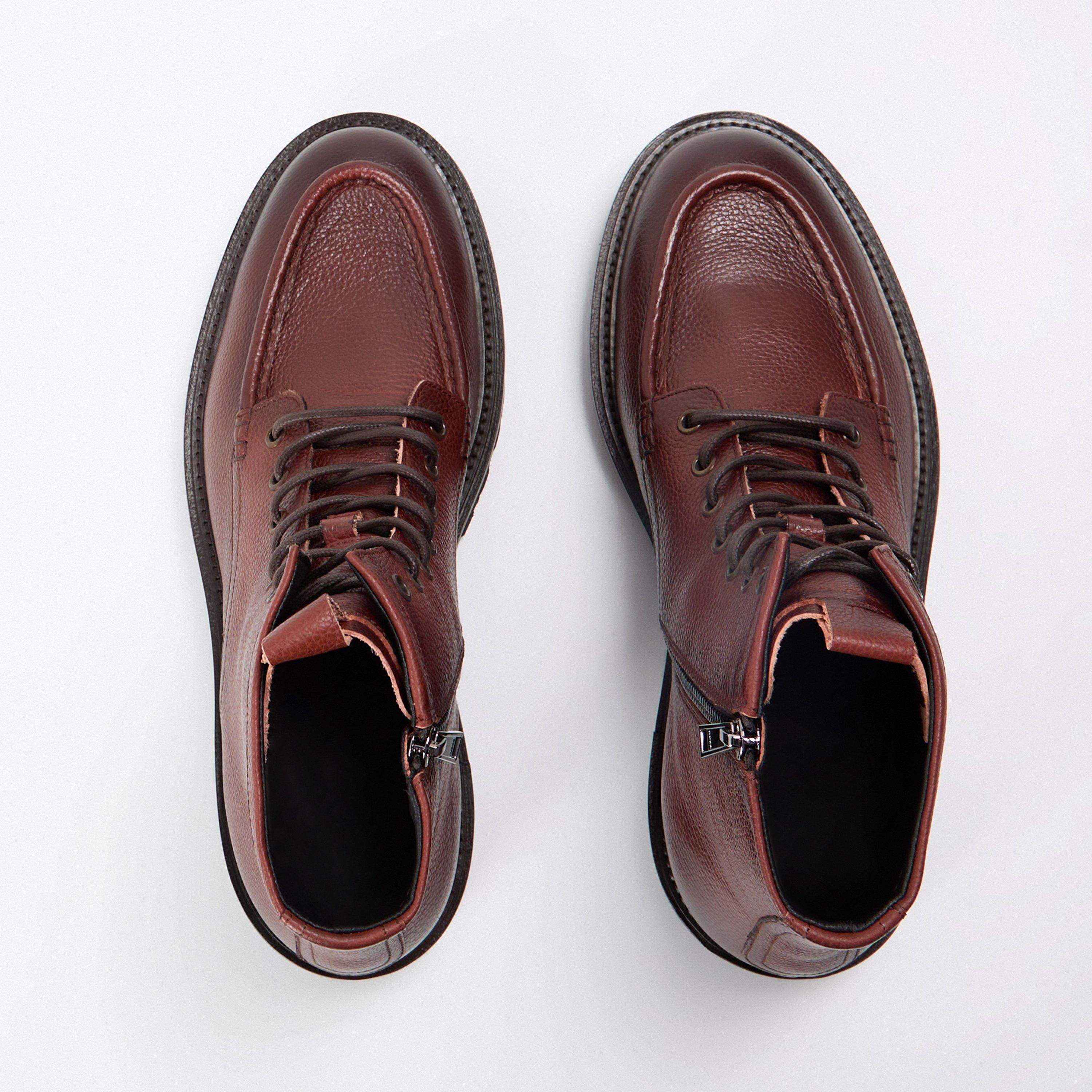 Julyo Halb Ankle Boots