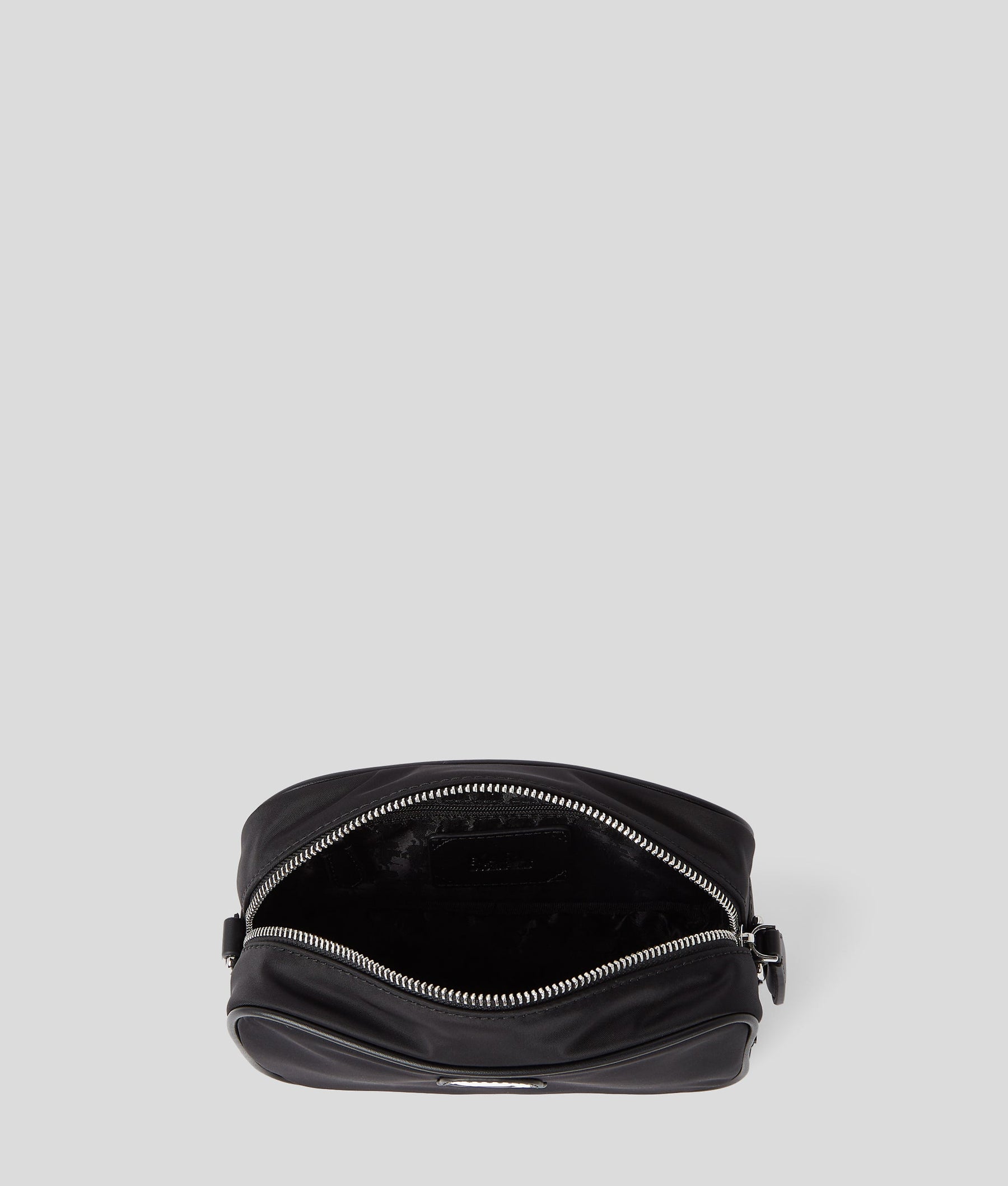 IKON NYLON CAMERA BAG