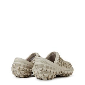 Bouncer Clogs