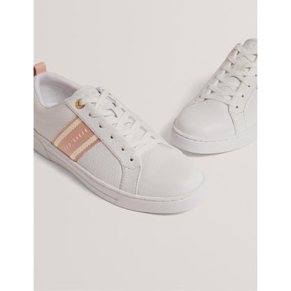 Low-Top Trainers